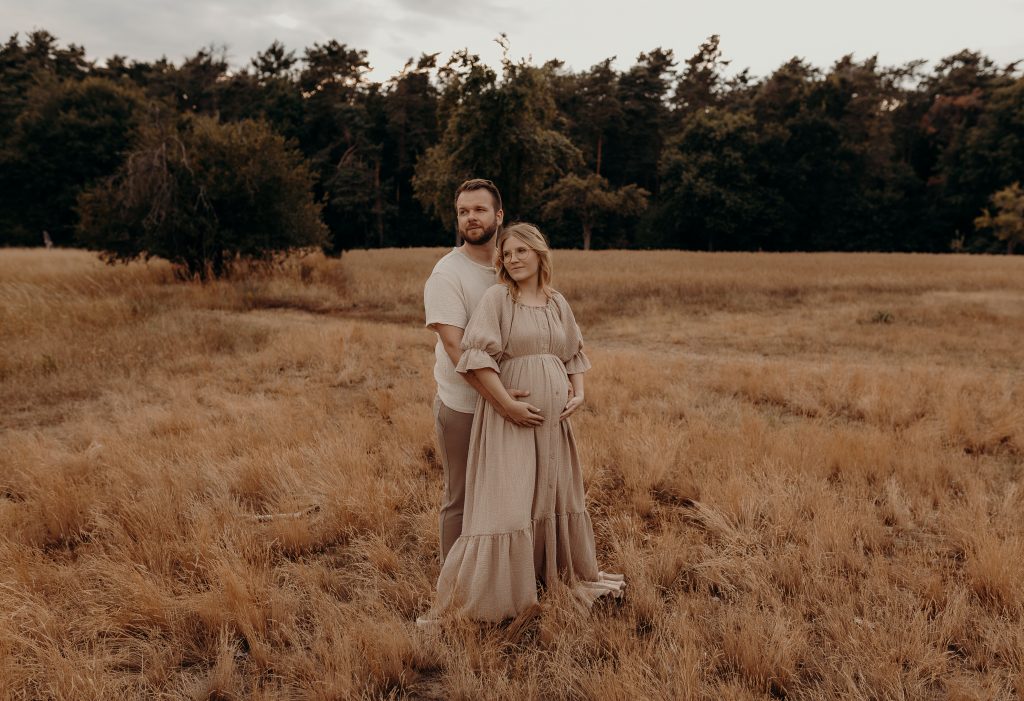 Outdoor Babybauch Shooting Schwangere Frankfurt Taunus Rhein-Main